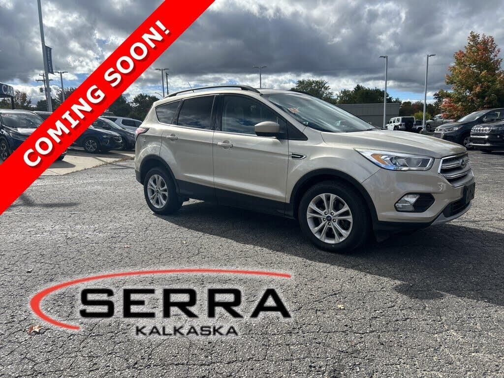 2018 Ford Escape SEL — photo 1 of 1