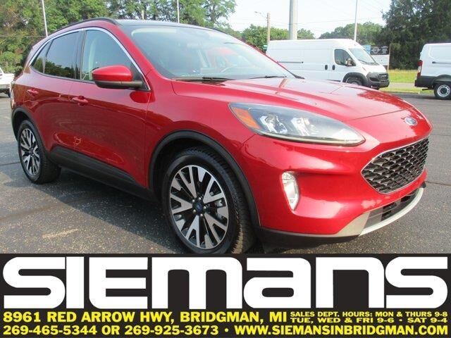 2020 Ford Escape SEL