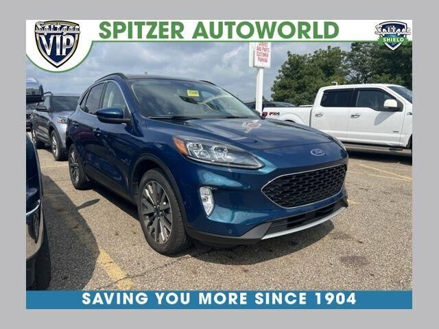 2020 Ford Escape Titanium