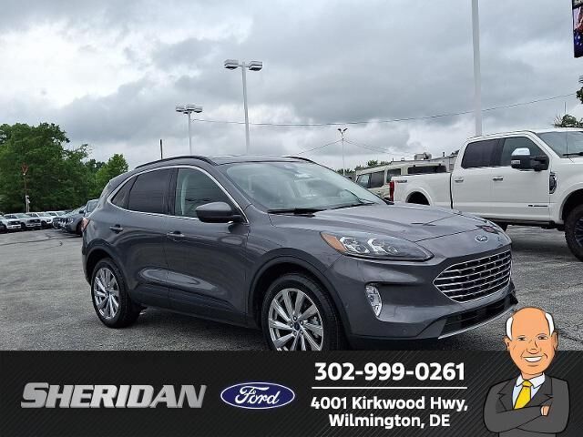 2022 Ford Escape Titanium