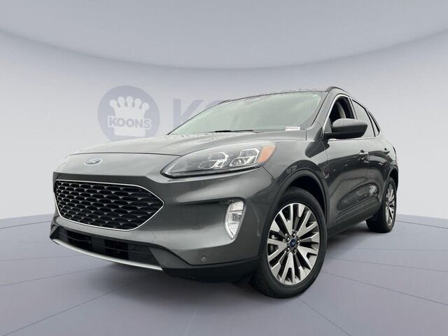 2022 Ford Escape Titanium