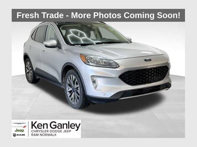 2020 Ford Escape Titanium