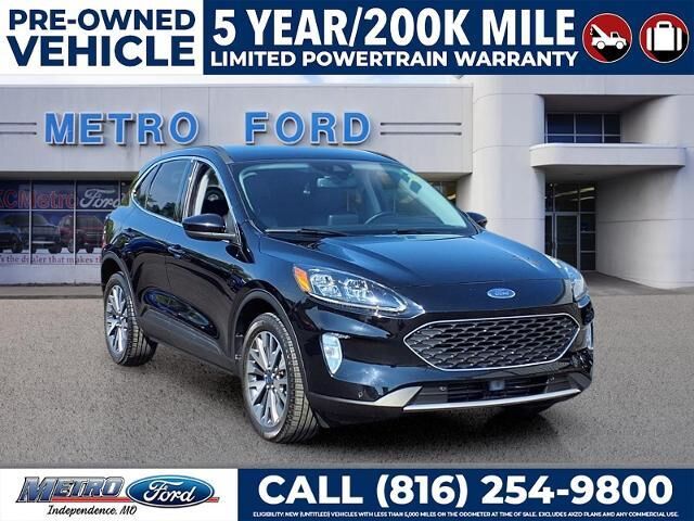 2022 Ford Escape Titanium