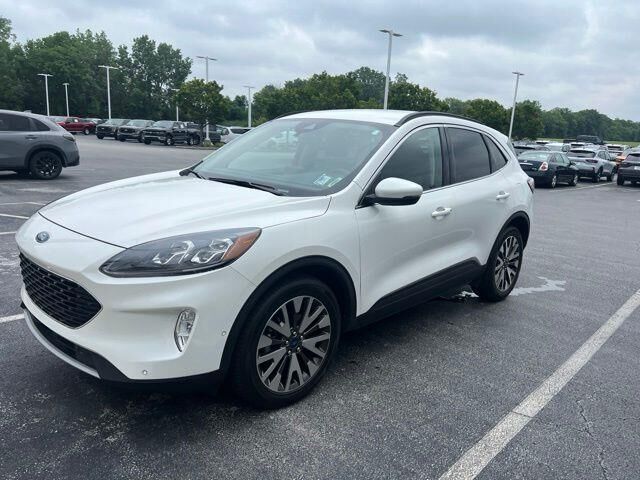 2020 Ford Escape Titanium