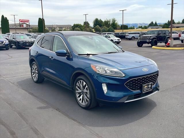 2020 Ford Escape Titanium