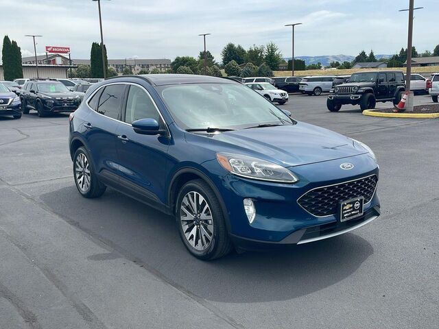 2020 Ford Escape Titanium