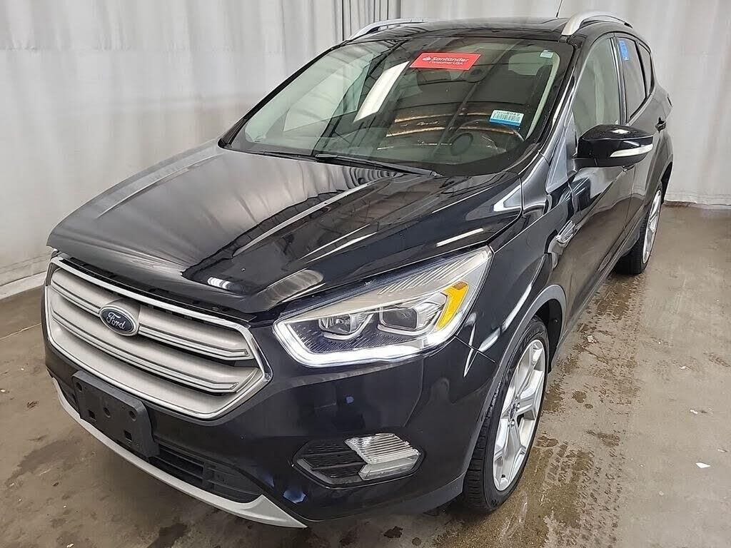 2018 Ford Escape Titanium — photo 1 of 1