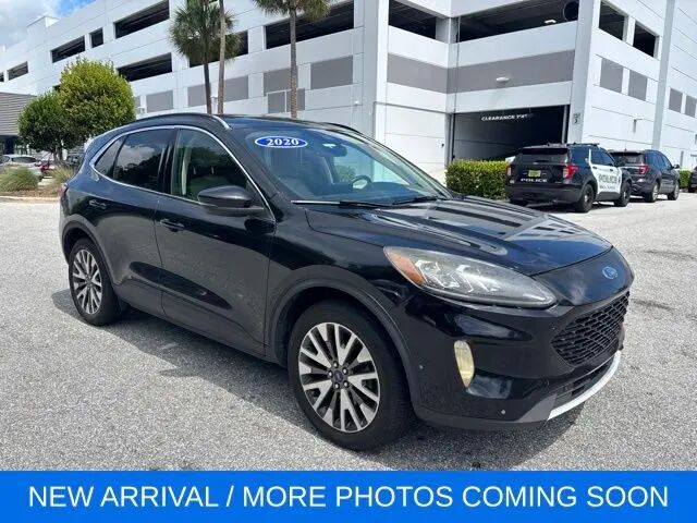 2020 Ford Escape Titanium