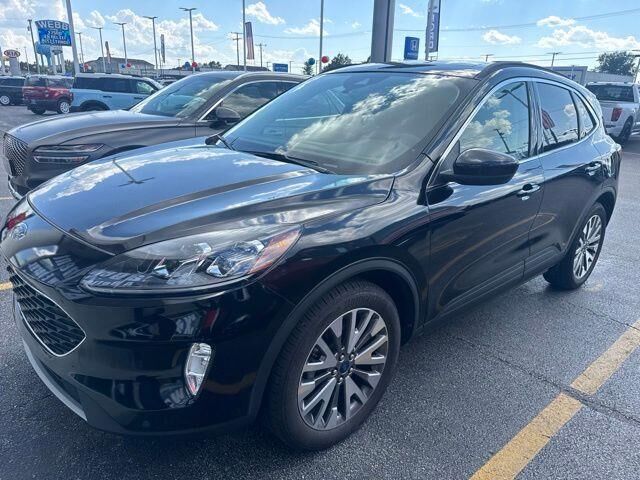 2022 Ford Escape Titanium