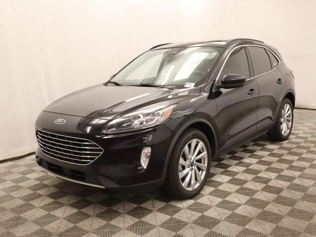 2022 Ford Escape Titanium