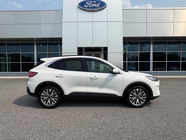 2022 Ford Escape Titanium