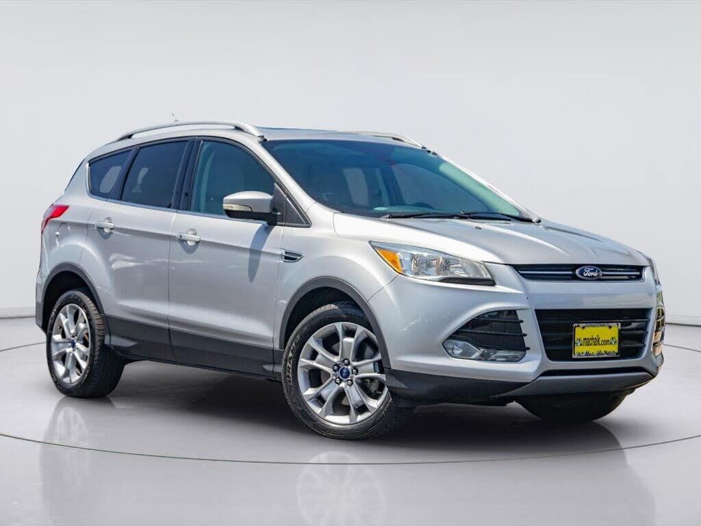 2016 Ford Escape Titanium — photo 1 of 1