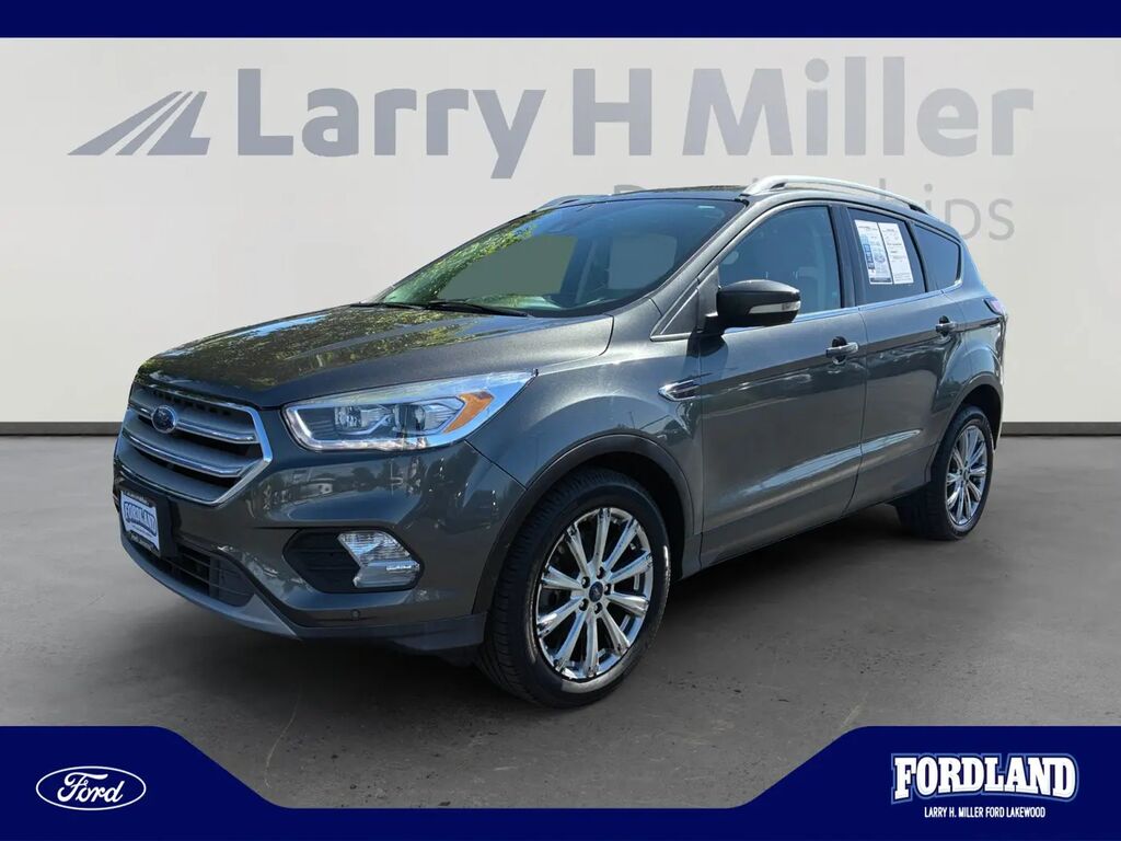 2018 Ford Escape Titanium — photo 1 of 13