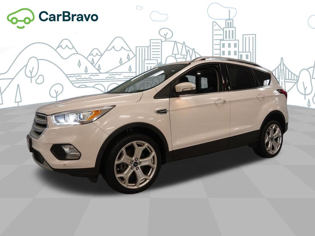2019 Ford Escape Titanium — photo 1 of 7