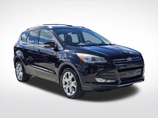 2016 Ford Escape Titanium — photo 1 of 13