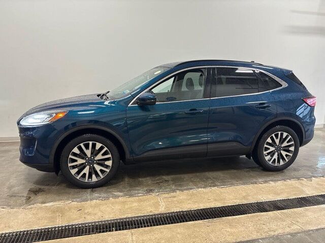 2020 Ford Escape Titanium