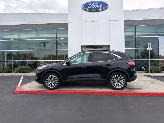 2021 Ford Escape Titanium