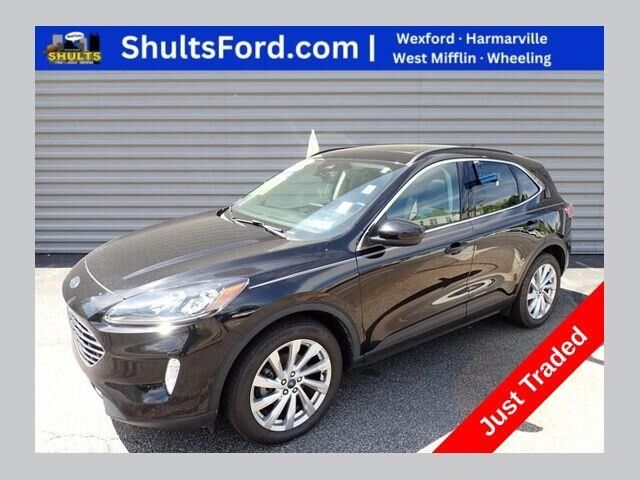 2022 Ford Escape Titanium