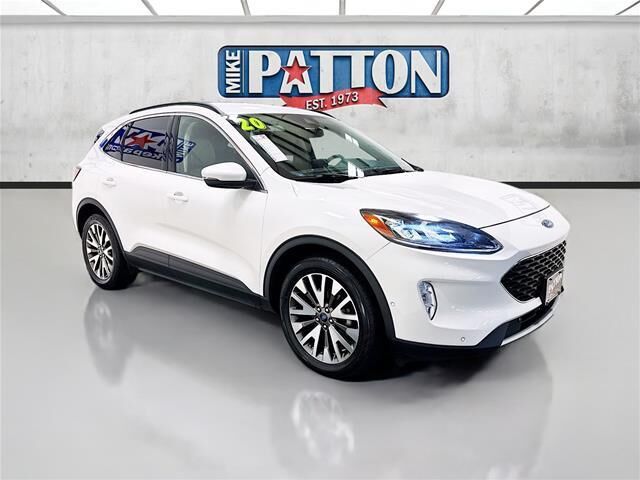 2020 Ford Escape Titanium — photo 1 of 13