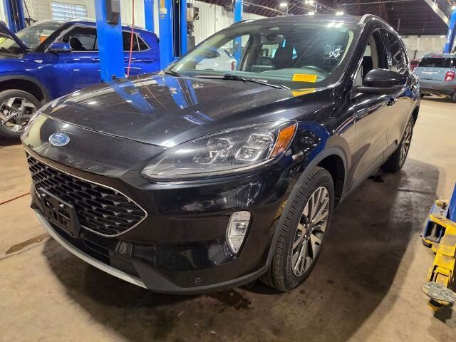 2020 Ford Escape Titanium