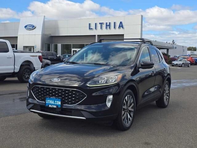 2020 Ford Escape Titanium