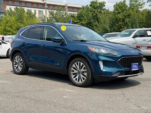 2020 Ford Escape Titanium