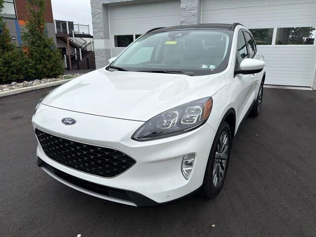 2022 Ford Escape Titanium