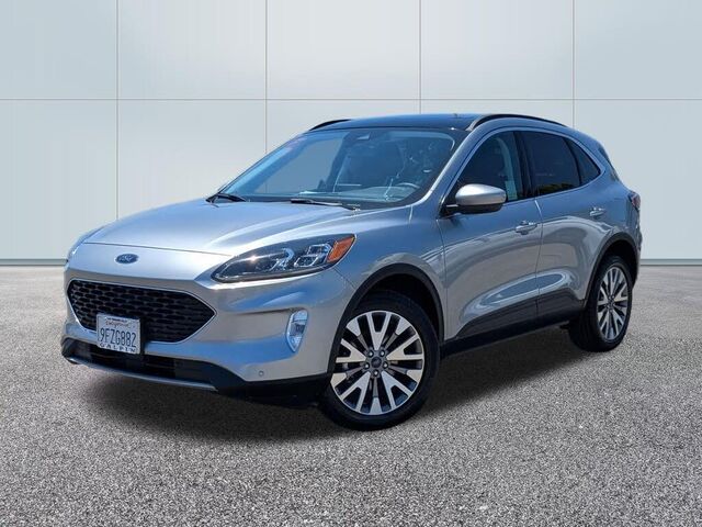 2022 Ford Escape Titanium