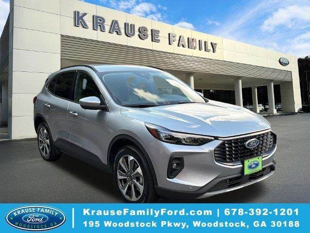 2024 Ford Escape Platinum — photo 1 of 13