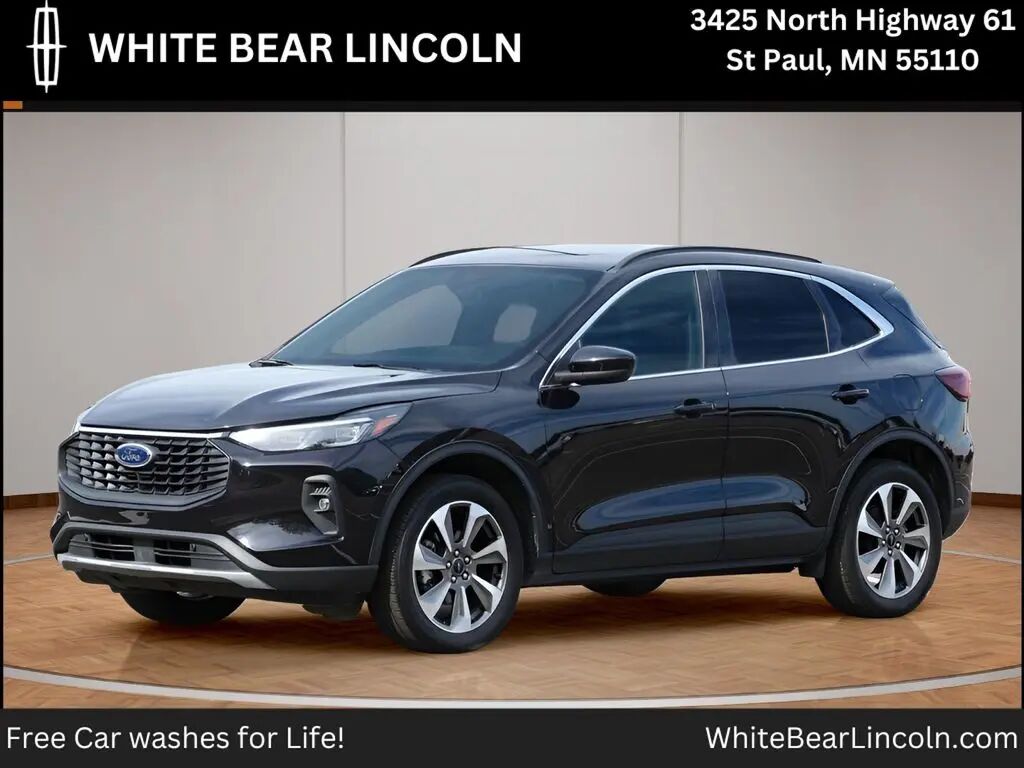 2025 Ford Escape Platinum — photo 1 of 13
