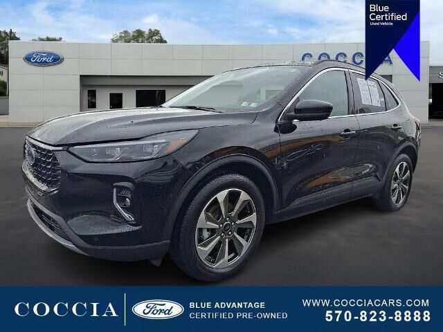 2023 Ford Escape Platinum
