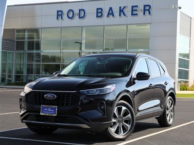 2025 Ford Escape Platinum — photo 1 of 13