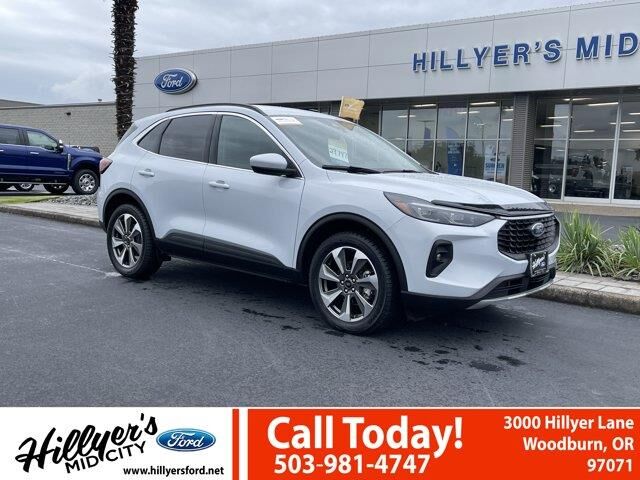 2025 Ford Escape Platinum