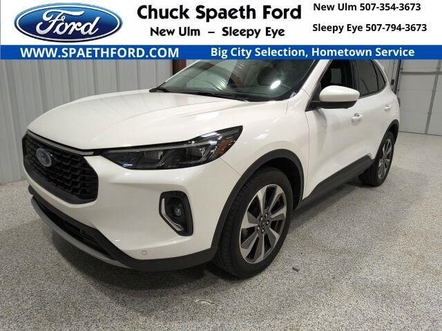 2023 Ford Escape Platinum