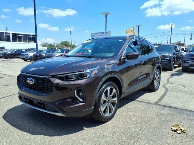 2023 Ford Escape Platinum