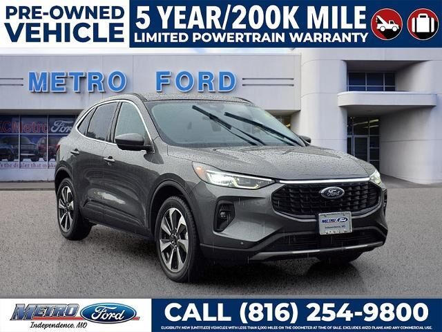 2025 Ford Escape Platinum