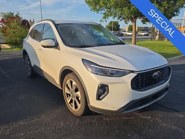 2023 Ford Escape Platinum