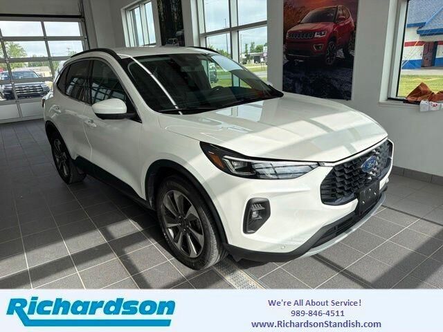2024 Ford Escape Platinum