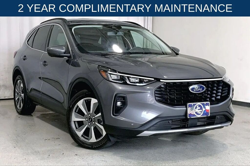 2024 Ford Escape Platinum — photo 1 of 13