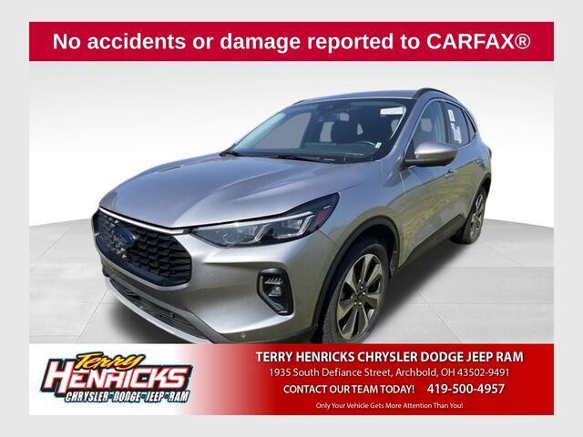 2023 Ford Escape Platinum