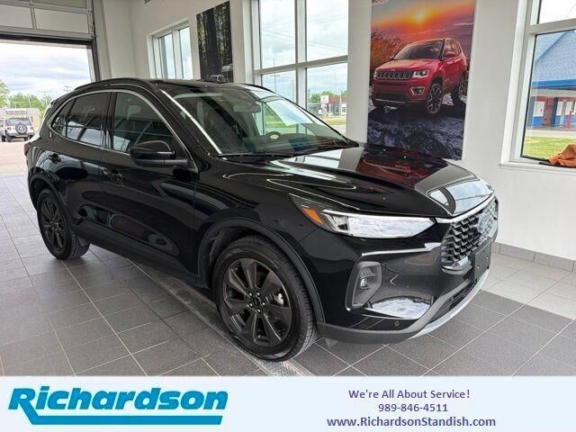 2024 Ford Escape Platinum