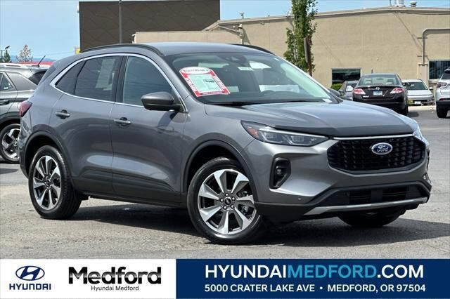 2024 Ford Escape Platinum
