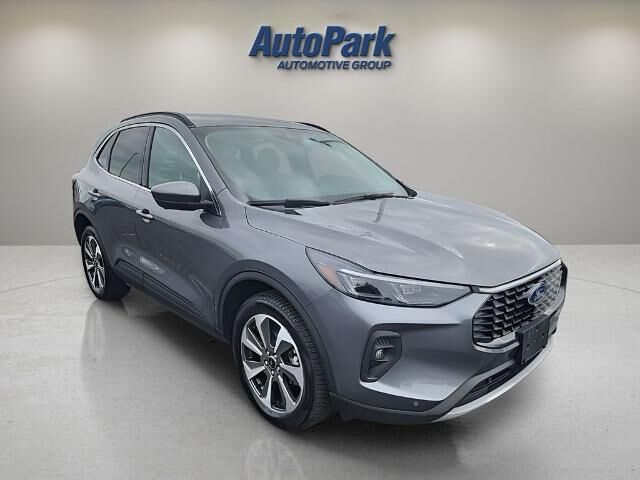 2024 Ford Escape Platinum