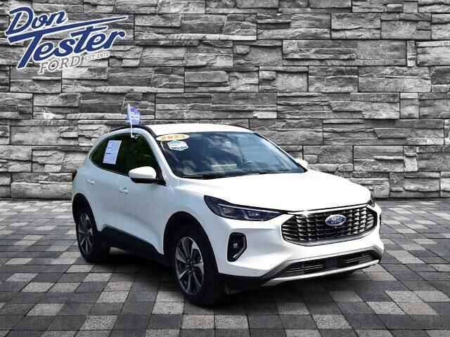 2023 Ford Escape Platinum