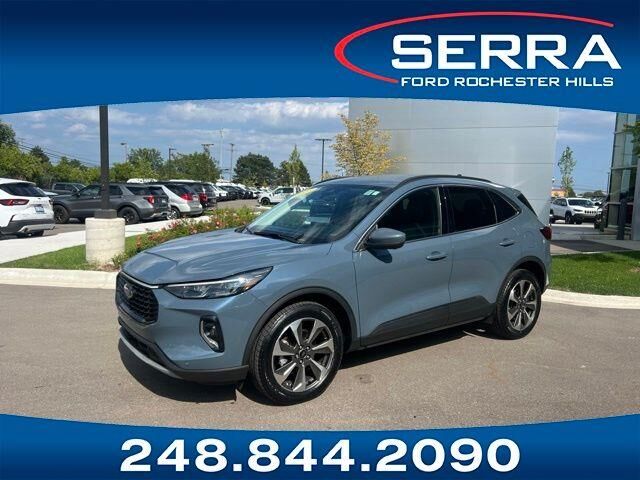 2023 Ford Escape Platinum
