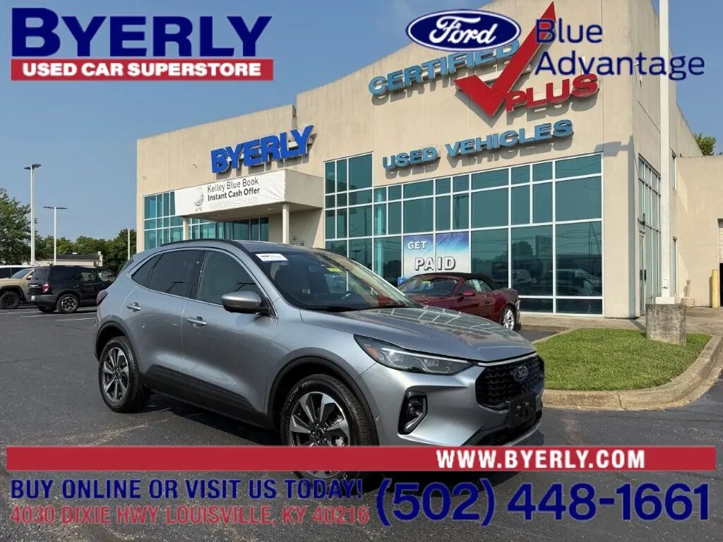 2023 Ford Escape Platinum — photo 1 of 13