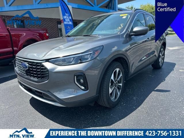 2023 Ford Escape Platinum