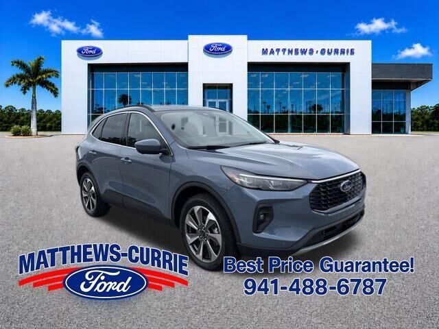 2025 Ford Escape Platinum