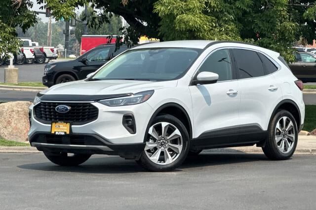 2025 Ford Escape Platinum