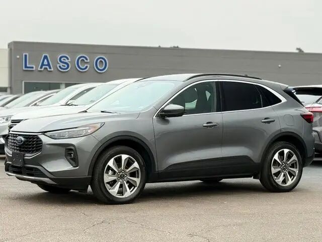 2025 Ford Escape Platinum